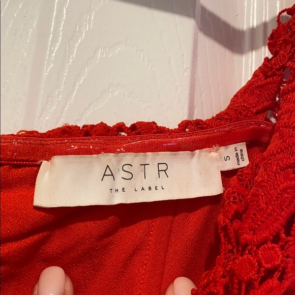 ASTR the label Daniela Lace dress size Small - Picture 4 of 4